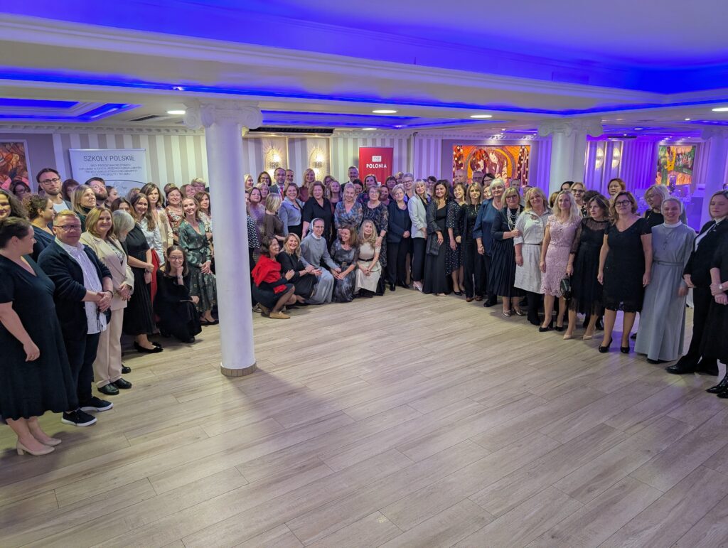 Konferencja dla Dyrektorów Szkół Polskich i Kierowników Sekcji Polskich – FILM